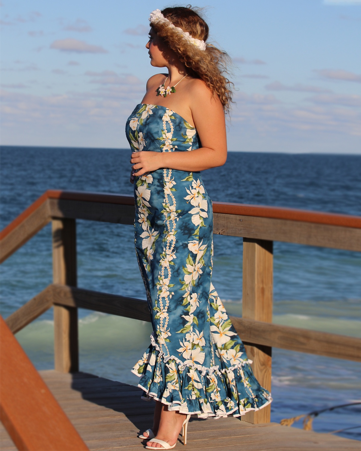 Strapless Long Sundress – White Ginger Garden Blue – Model side view