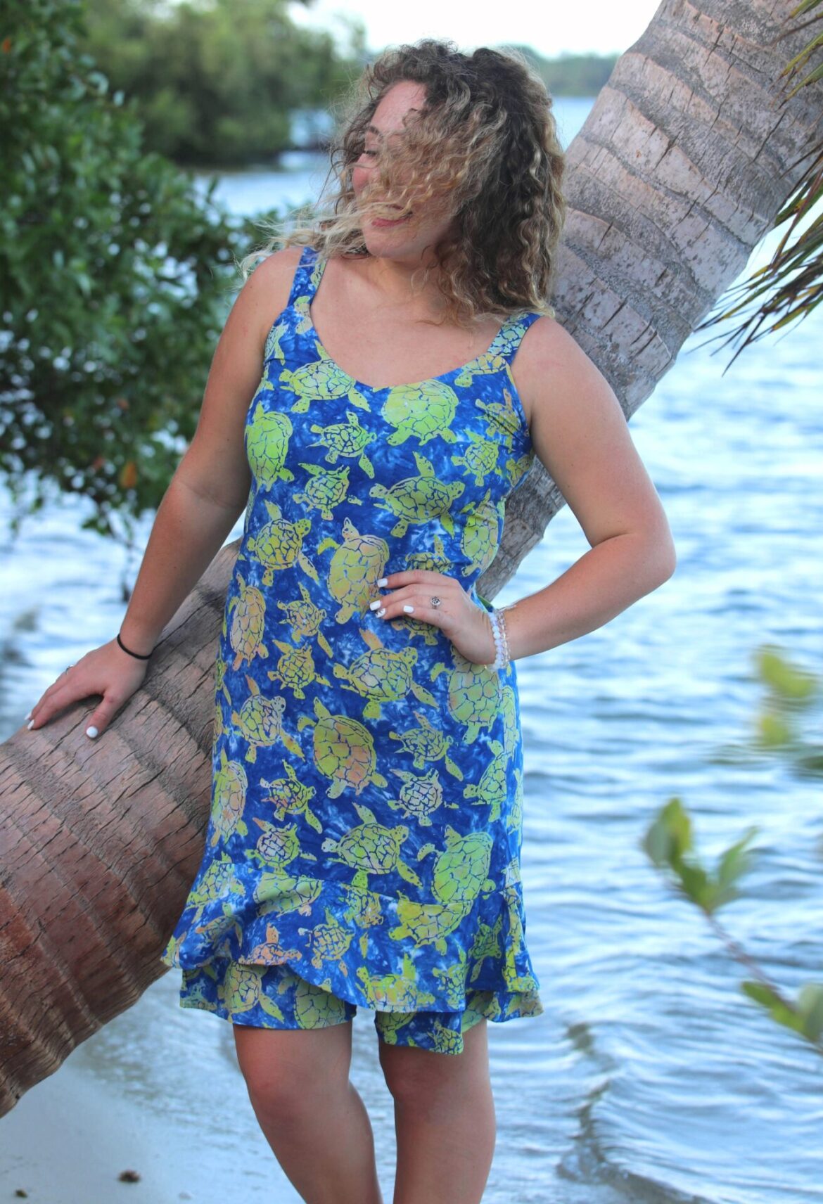 Old-Salts-Sundress-with-adjustable-straps-Model-at-the-beach-front-view