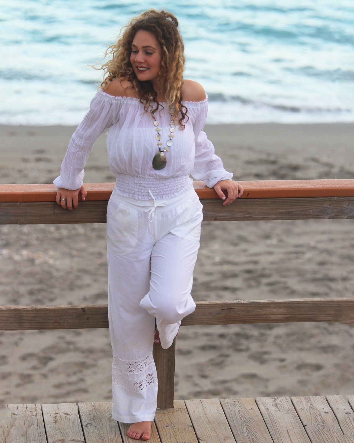 Women’s Beach pants – White – front -model