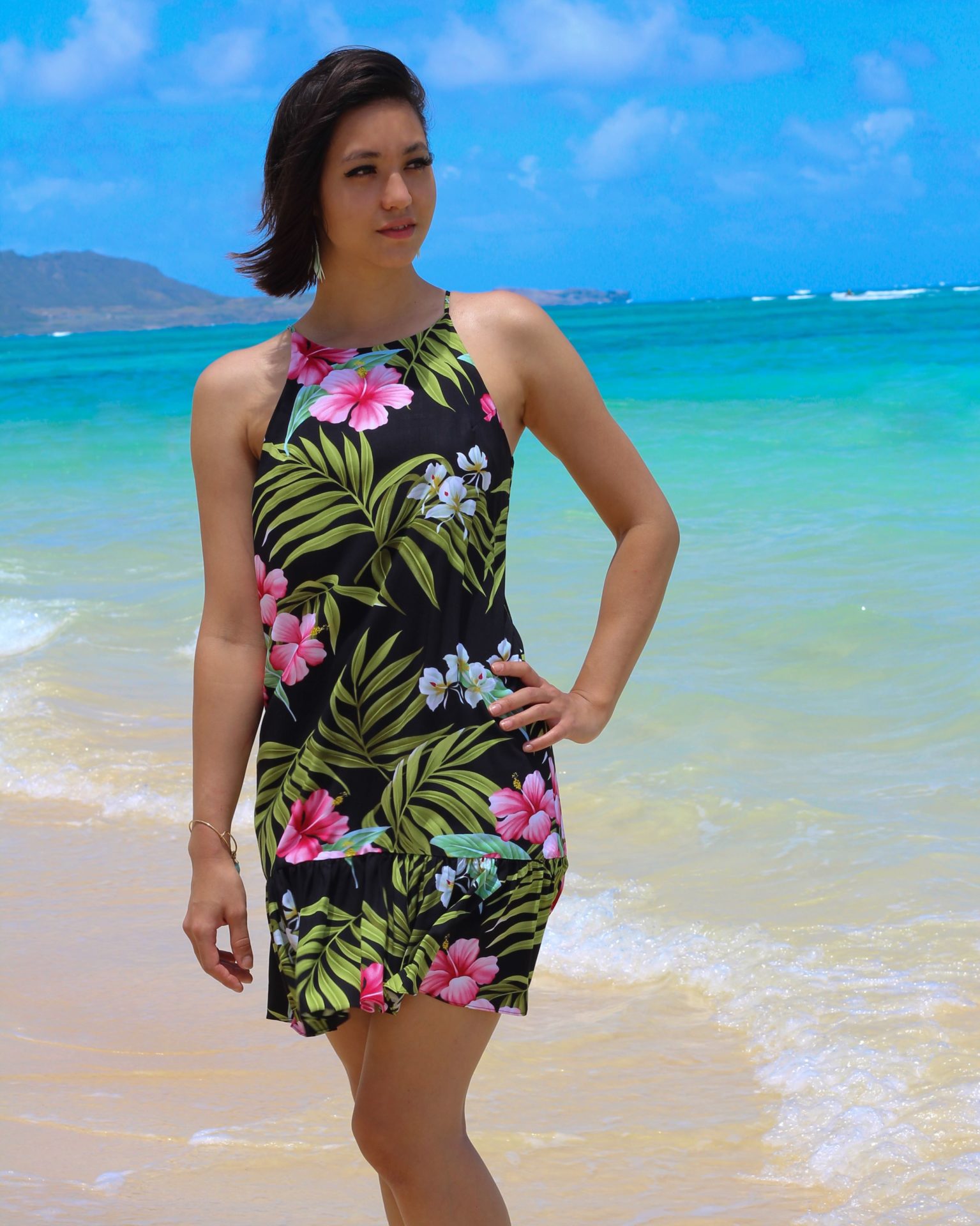Tropical Modern Spaghetti Strap – Sweet Leilani – Black – Model at the beach – front view